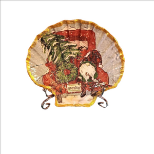 Decoupage Scalloped shells  